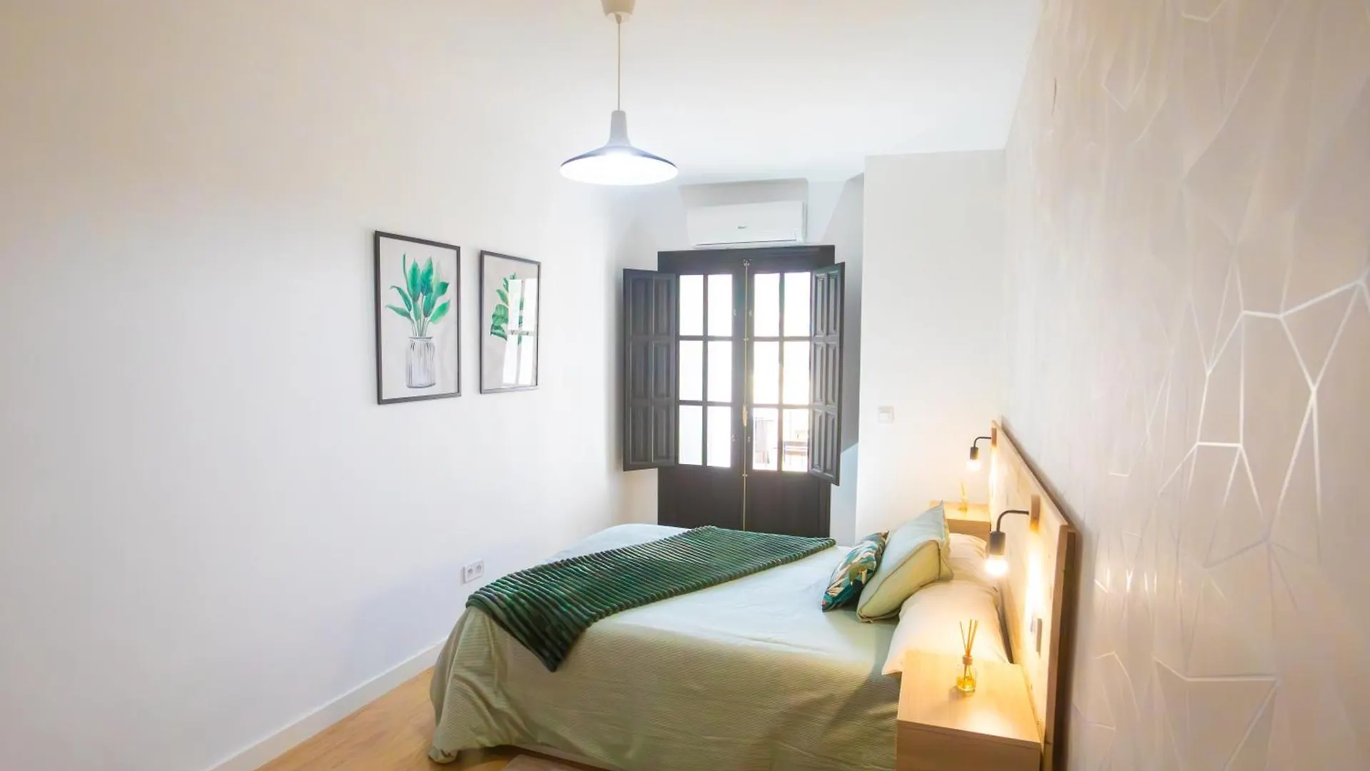 Coque Apartment Cazorla